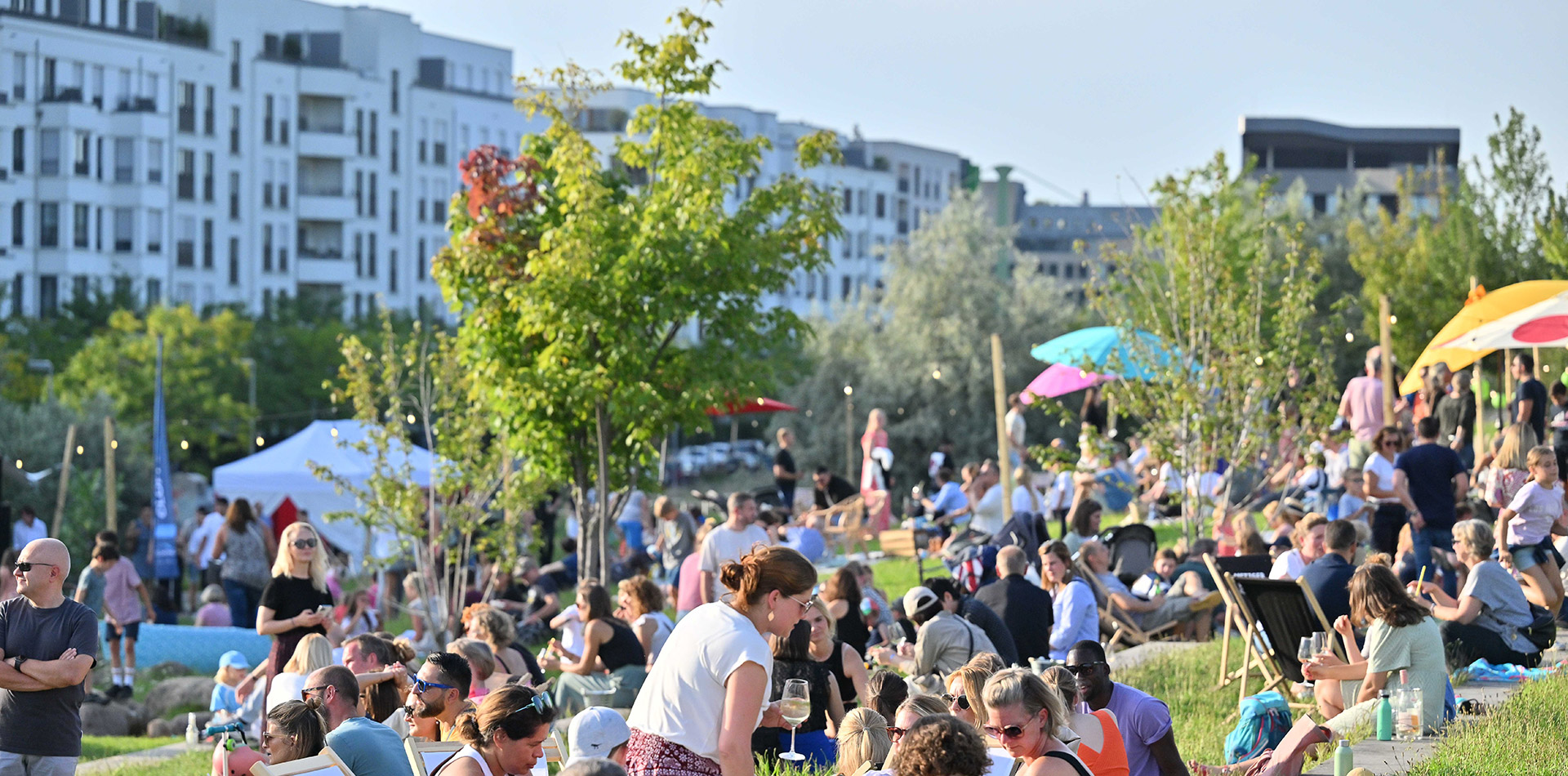 Liebe Das Leben am Maurice Ravel Park
